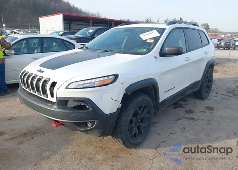 2016 Jeep Cherokee Trailhawk from USA, damaged, VIN 1C4PJMBS9GW109596